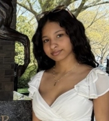 stephany-contreras-YAB