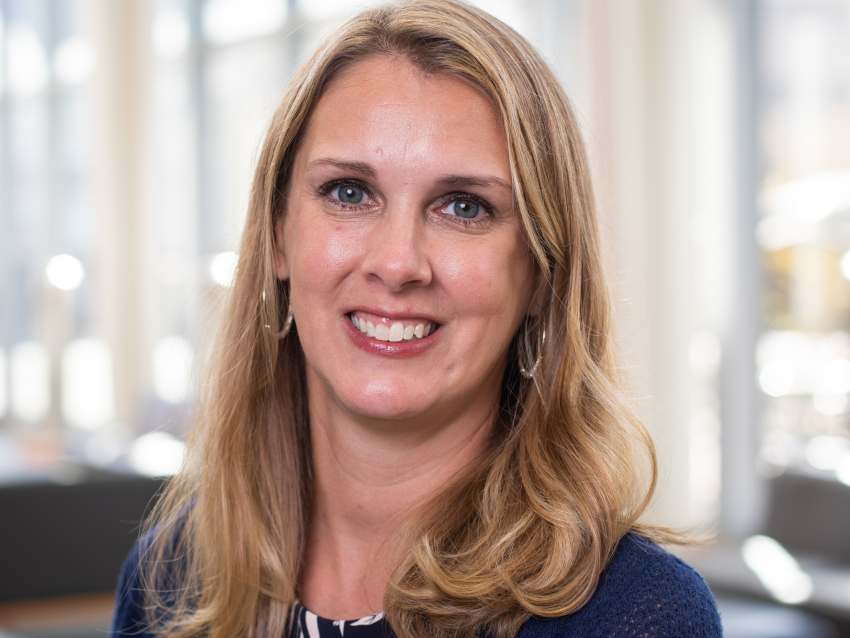 janet mills uky headshot