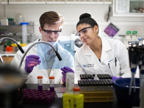 students in a lab image